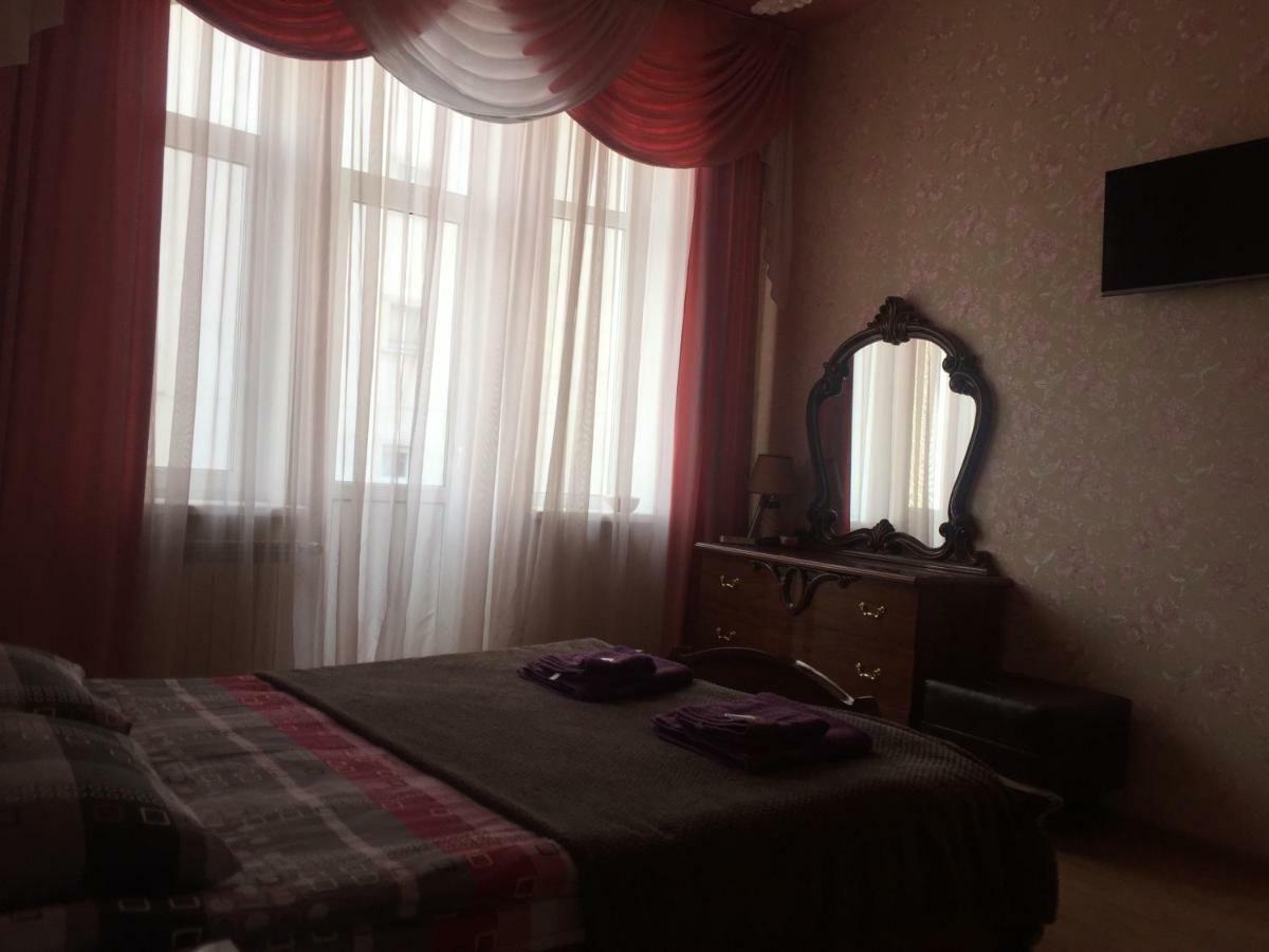 Затишна Квартира В Центрі Міста Ternopil Exterior foto